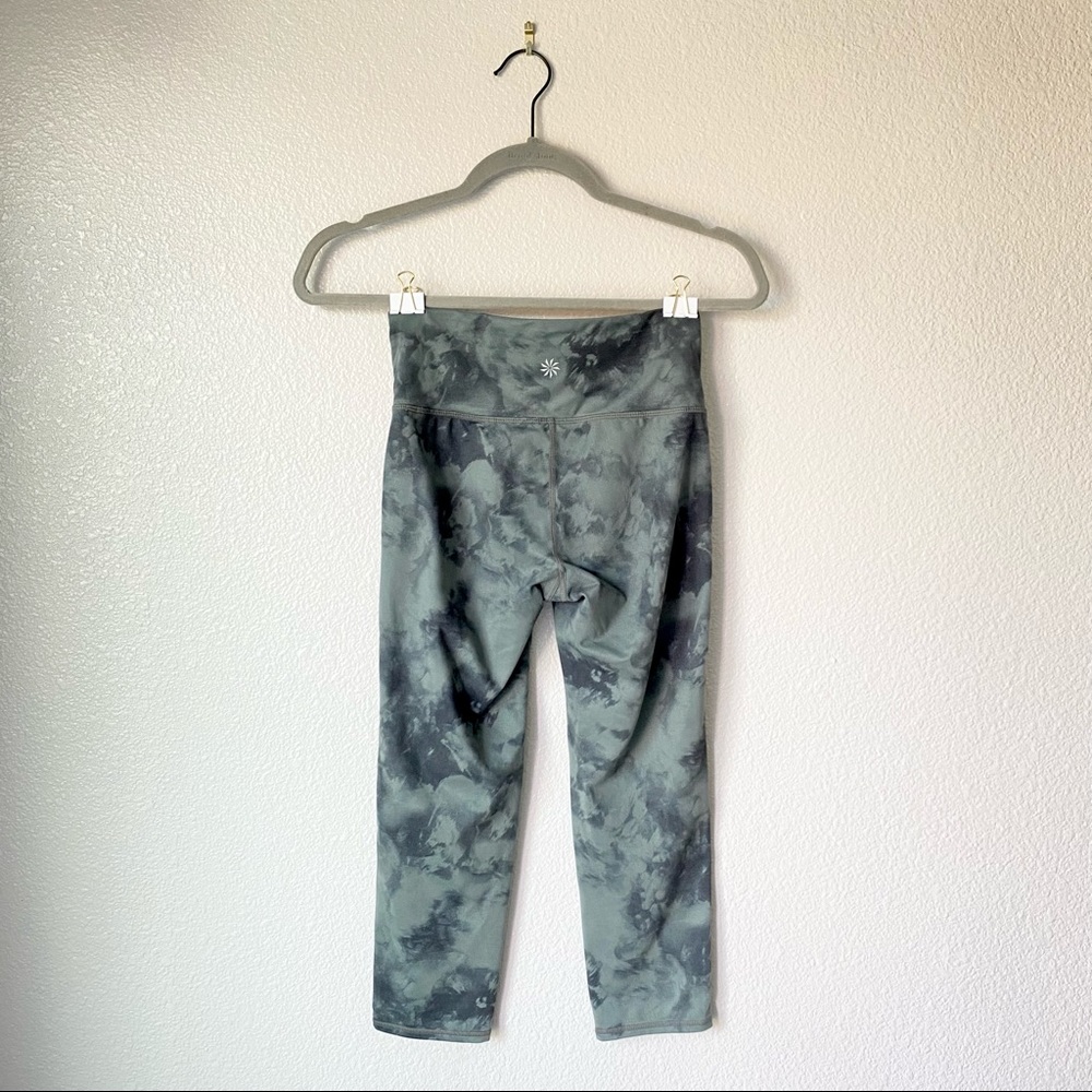 Athleta High Rise Cloud Chaturanga Capri - Crop